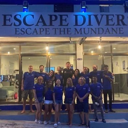 Escape Divers Hostel Koh Tao Exterior photo