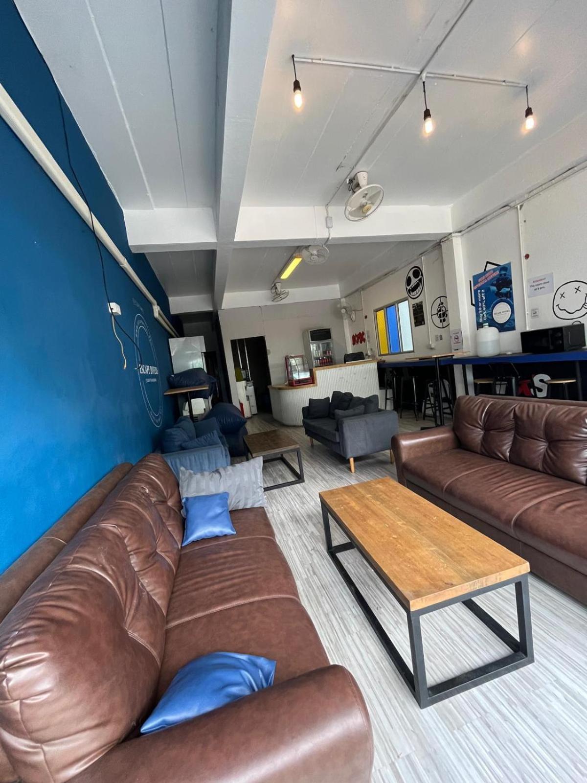 Escape Divers Hostel Koh Tao Exterior photo